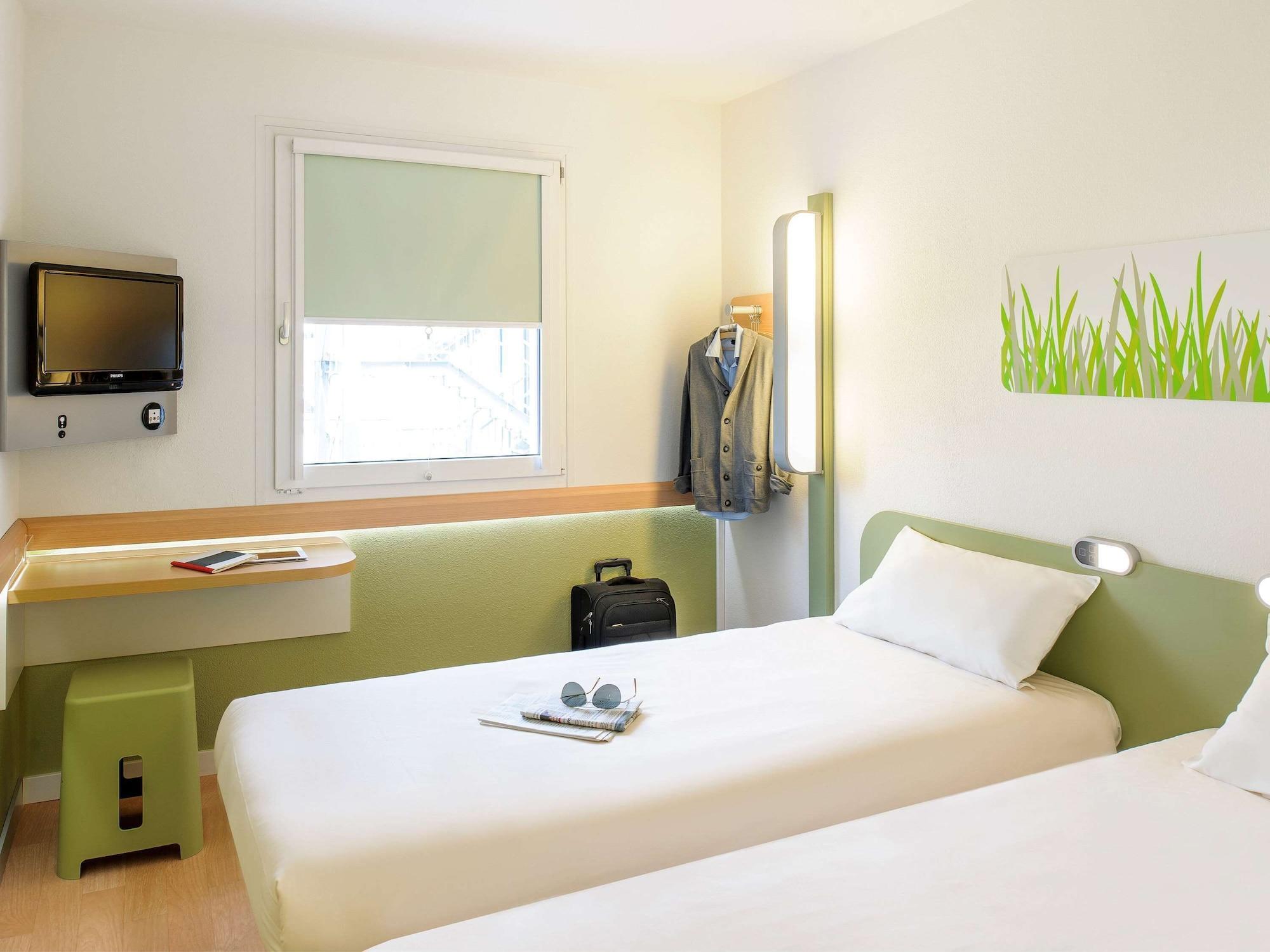 Ibis Budget Hyères Buitenkant foto