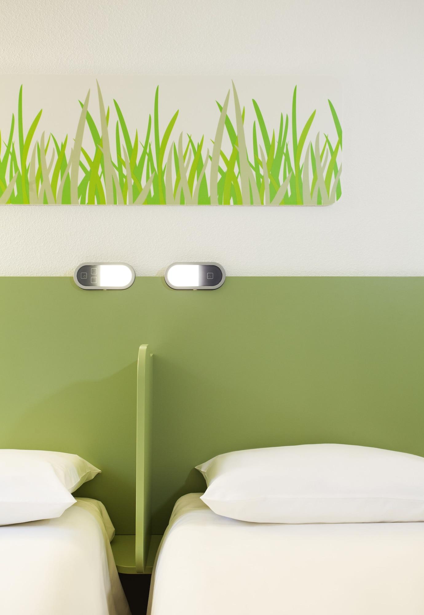 Ibis Budget Hyères Buitenkant foto