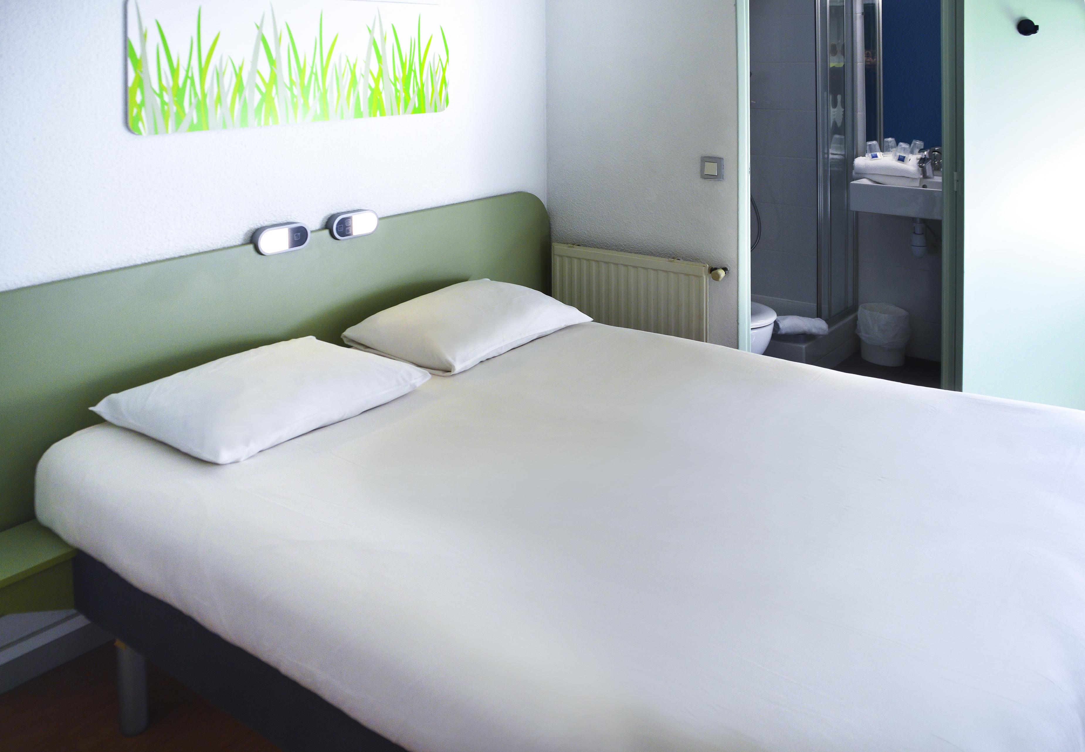 Ibis Budget Hyères Buitenkant foto