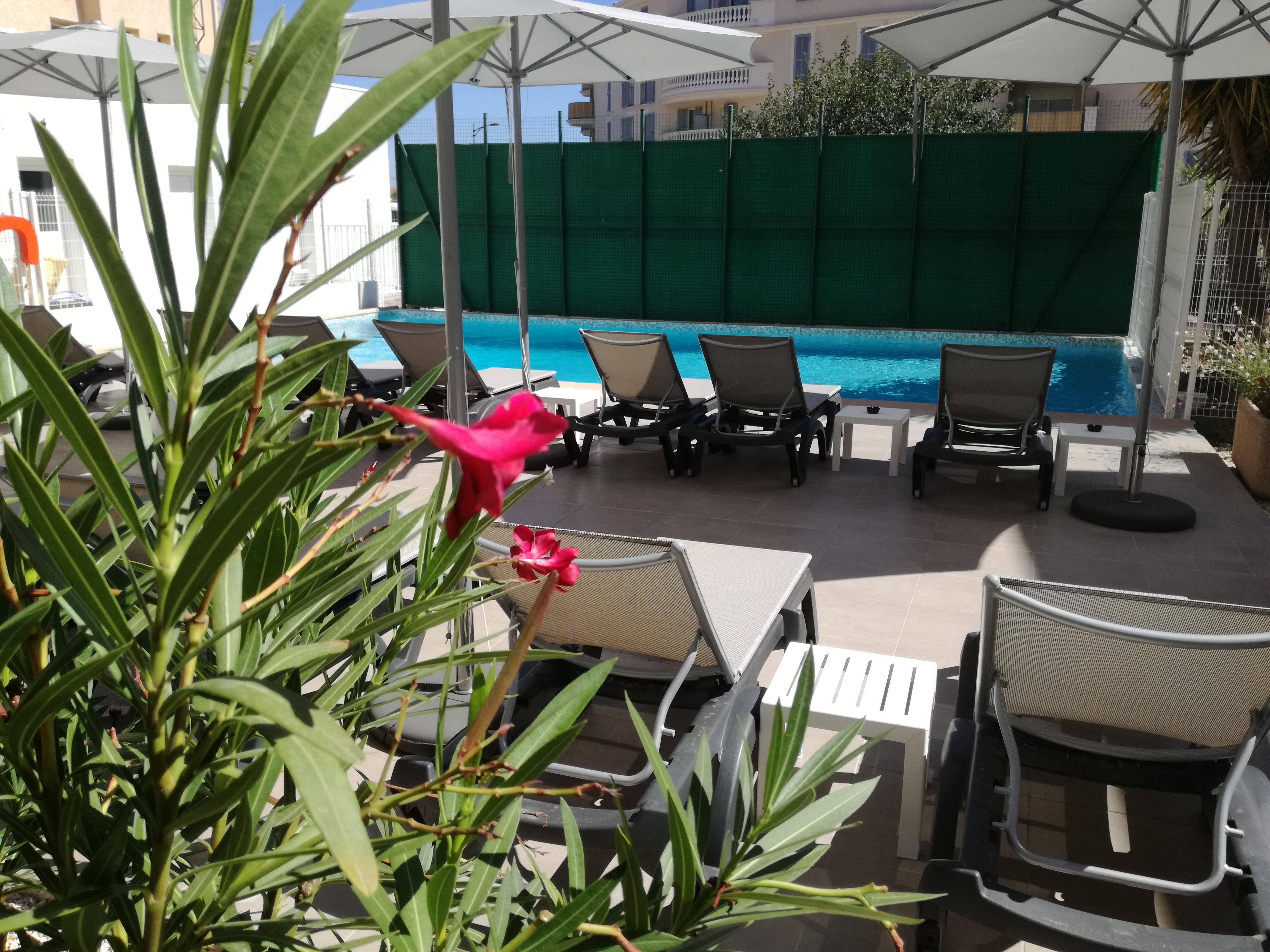 Ibis Budget Hyères Buitenkant foto