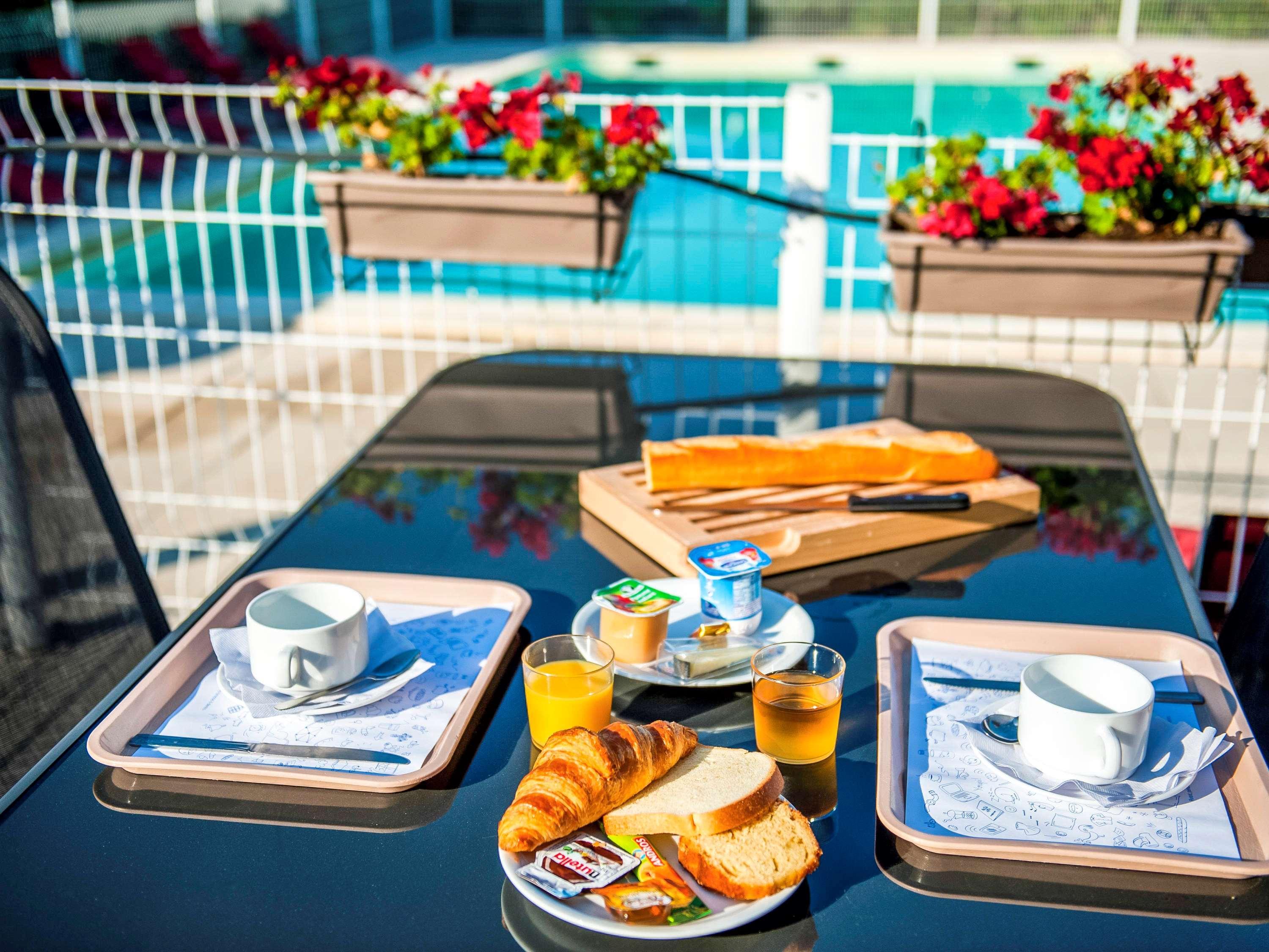 Ibis Budget Hyères Buitenkant foto