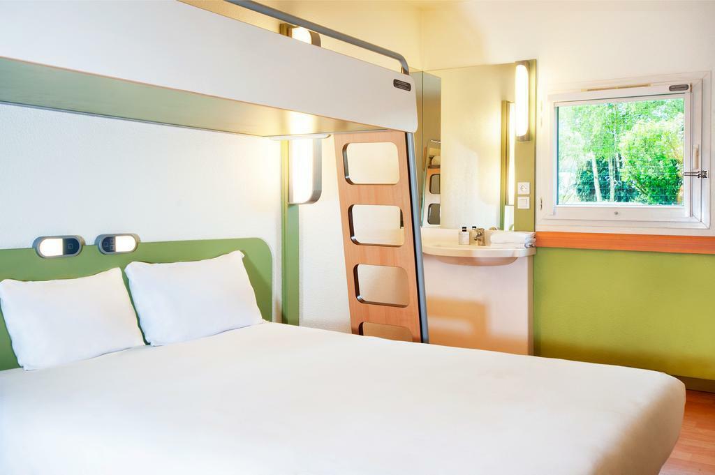 Ibis Budget Hyères Buitenkant foto